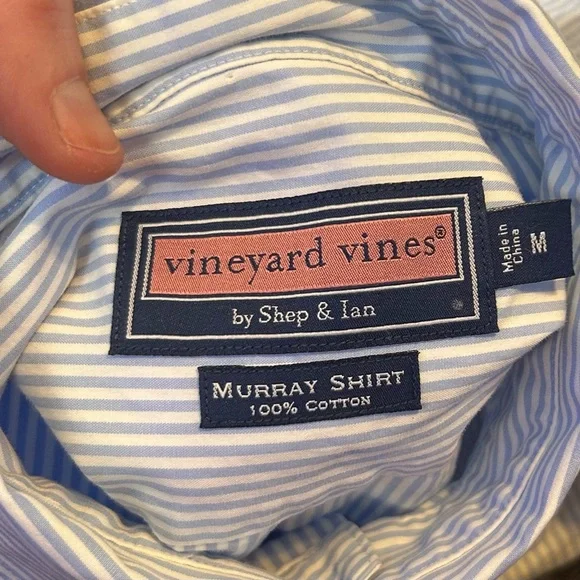Vineyard Vines Blue and White Dress Shirt with Pointed Collar - Picture 3 of 5